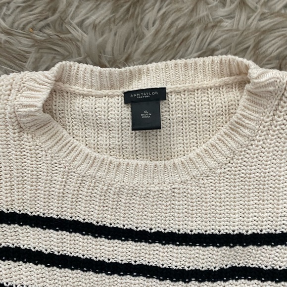 Loft Cream & Navy Striped Sweater EUC - Picture 5 of 8